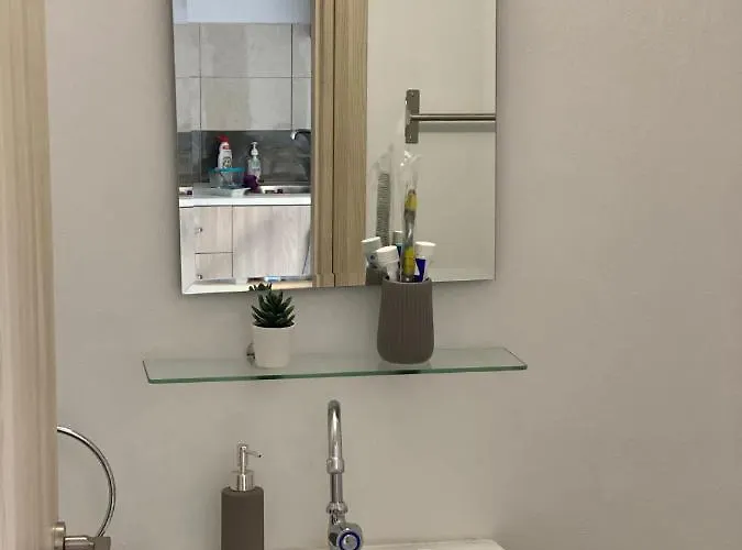 Modern Center Saripolou Appartamento *