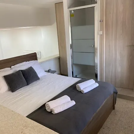 Διαμέρισμα Modern Center Saripolou Λεμεσός