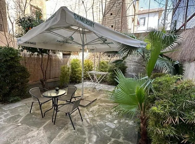 Modern Center Saripolou * Λεμεσός